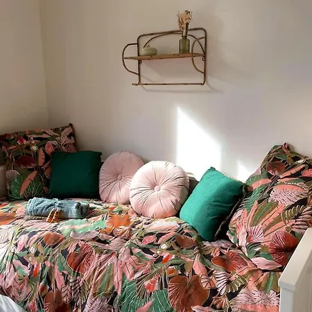 Charming Bright Sunny Studio Near Canal St Martin Paris Exterior foto